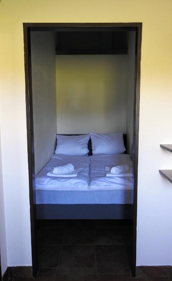 Apartmany Vinarstvi Klucov Lstibor Екстериор снимка
